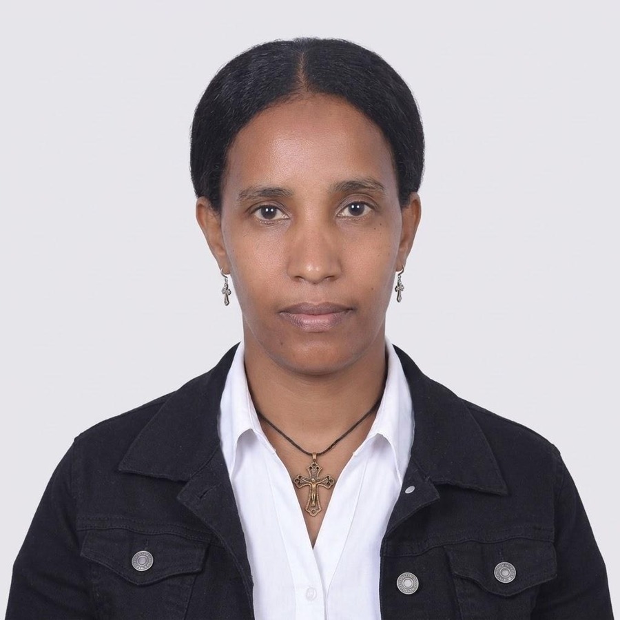 Ethiopian Housemaid
