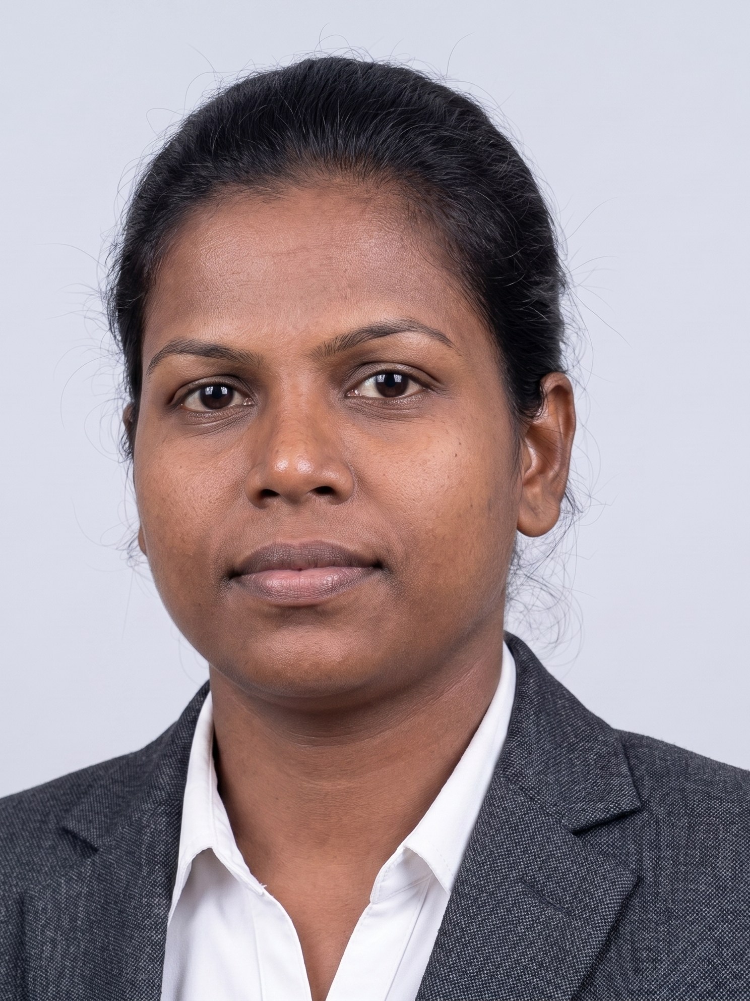 Sri Lankan Housemaid